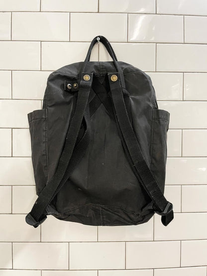 fjallraven black kanken backpack - good market thrift store