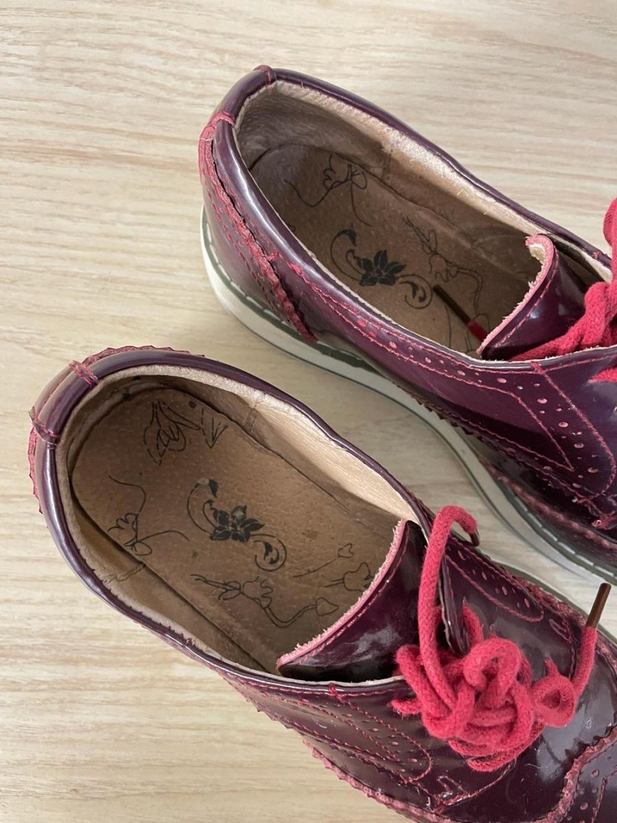 cherry patent oxford platform loafer - good market thrift store
