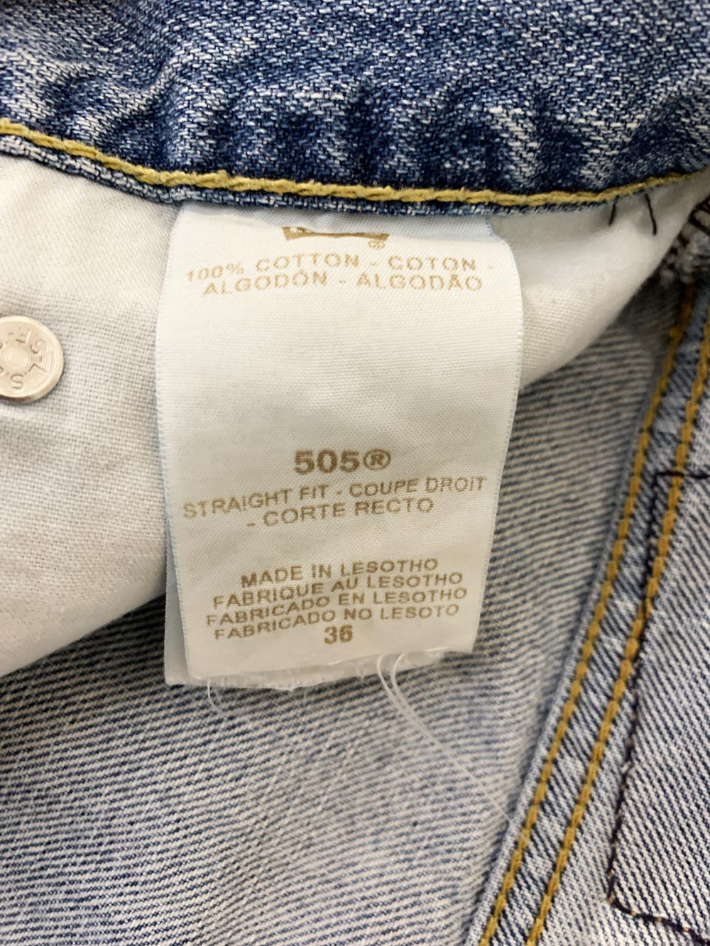 vintage 00s levi's 505 long denim shorts | straight fit