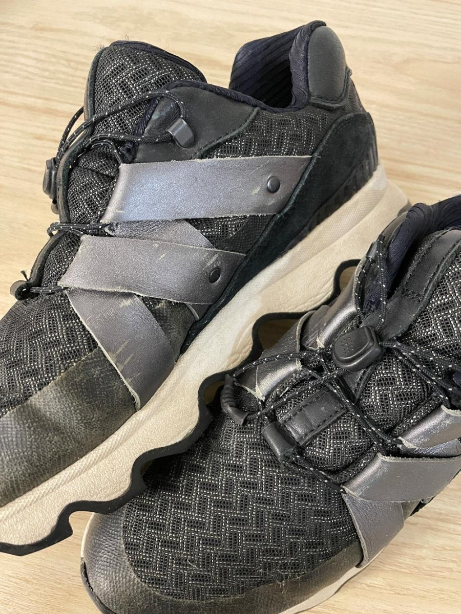 sorel kinetic sabertooth slip on sneaker - good market thrift store