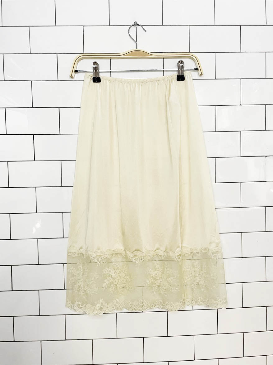 vintage 90s olga sateenn lace trim midi slip skirt