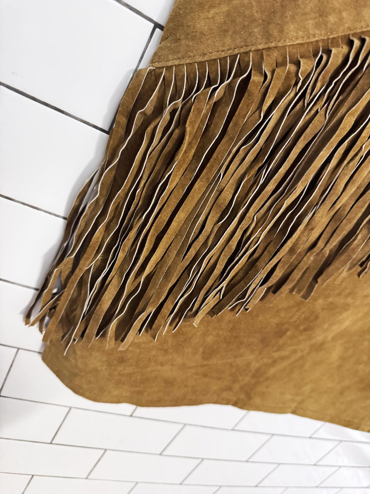 vintage wear on earth suede fringe ruched side midi skirt brown