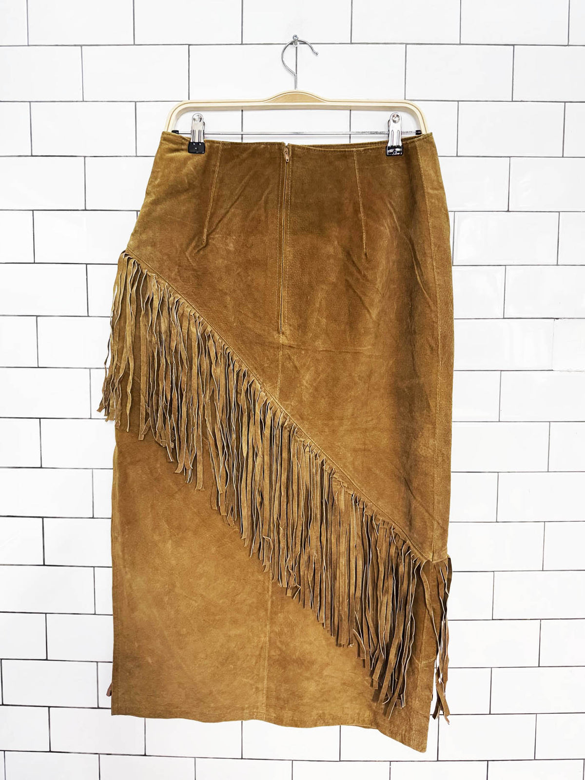 vintage wear on earth suede fringe ruched side midi skirt brown