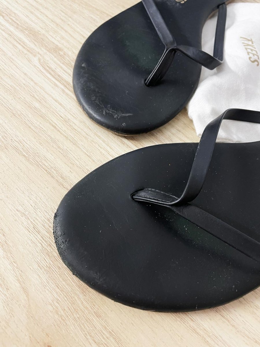 tkees lily black thong sandal - good market thrift store