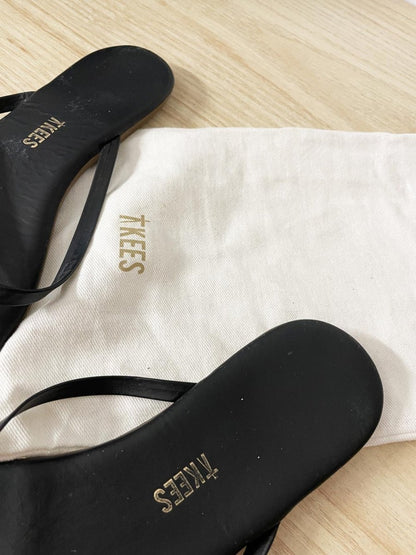 tkees lily black thong sandal - good market thrift store