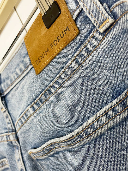 denim forum the arlo high-rise straight leg jeans | aritzia
