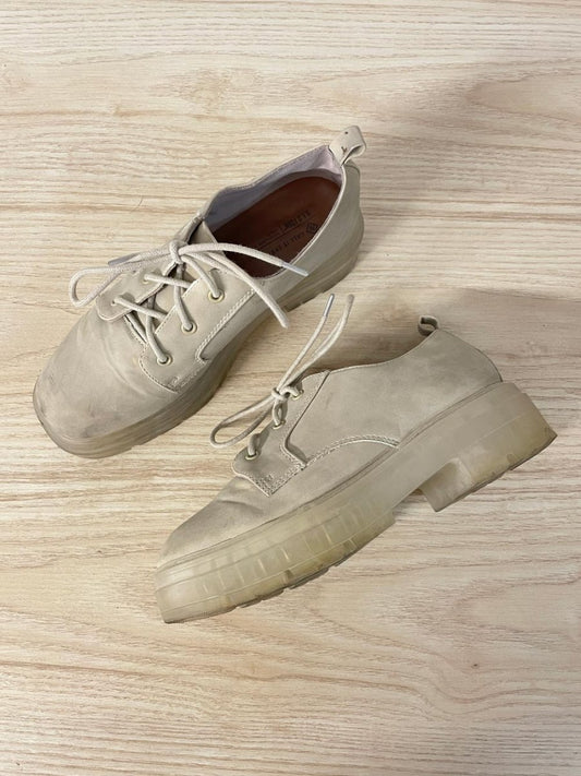 spring clear chunky sole lace up shoe - good market thrift store