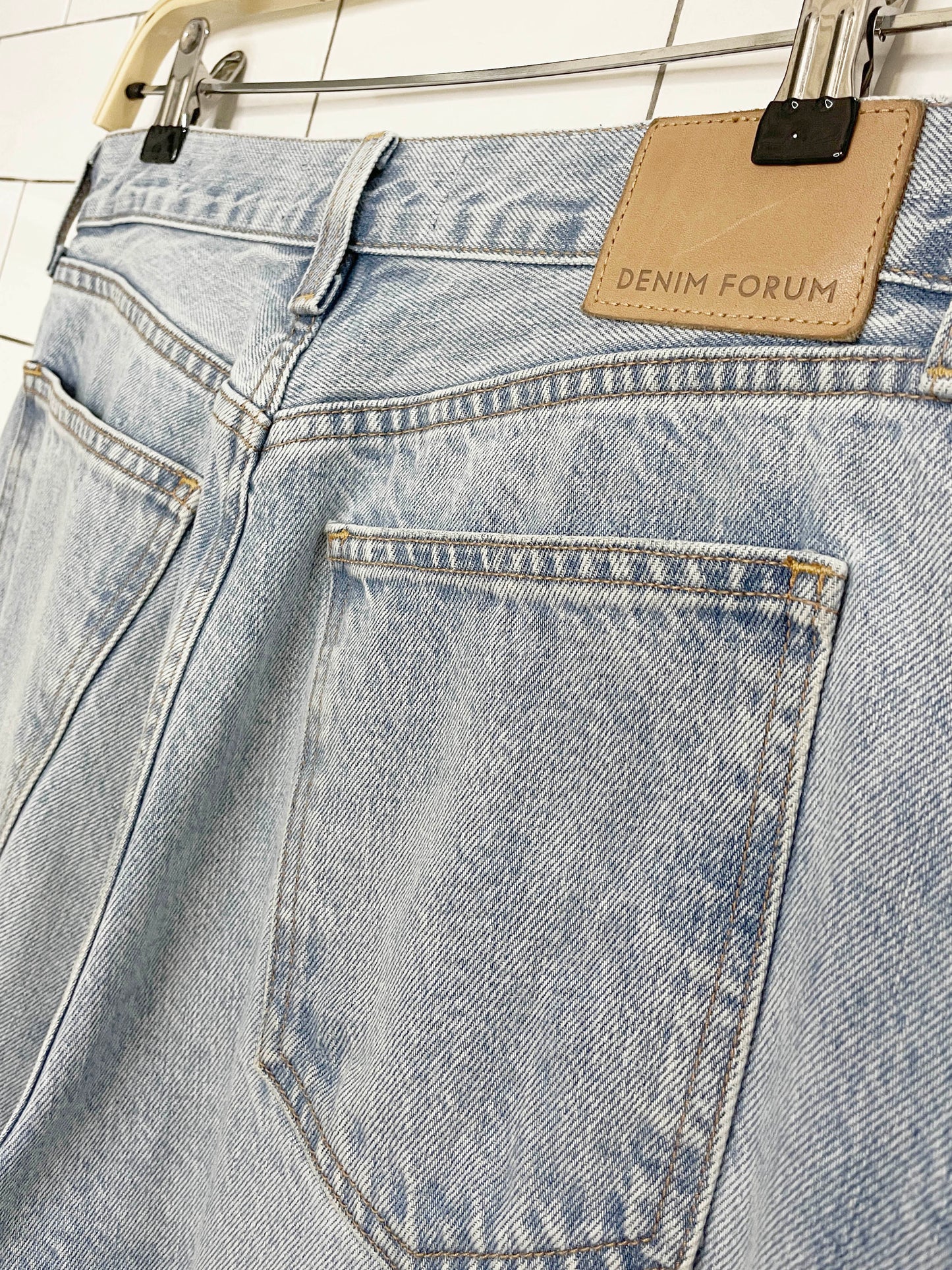 denim forum the farrah high rise wide leg jeans | aritzia
