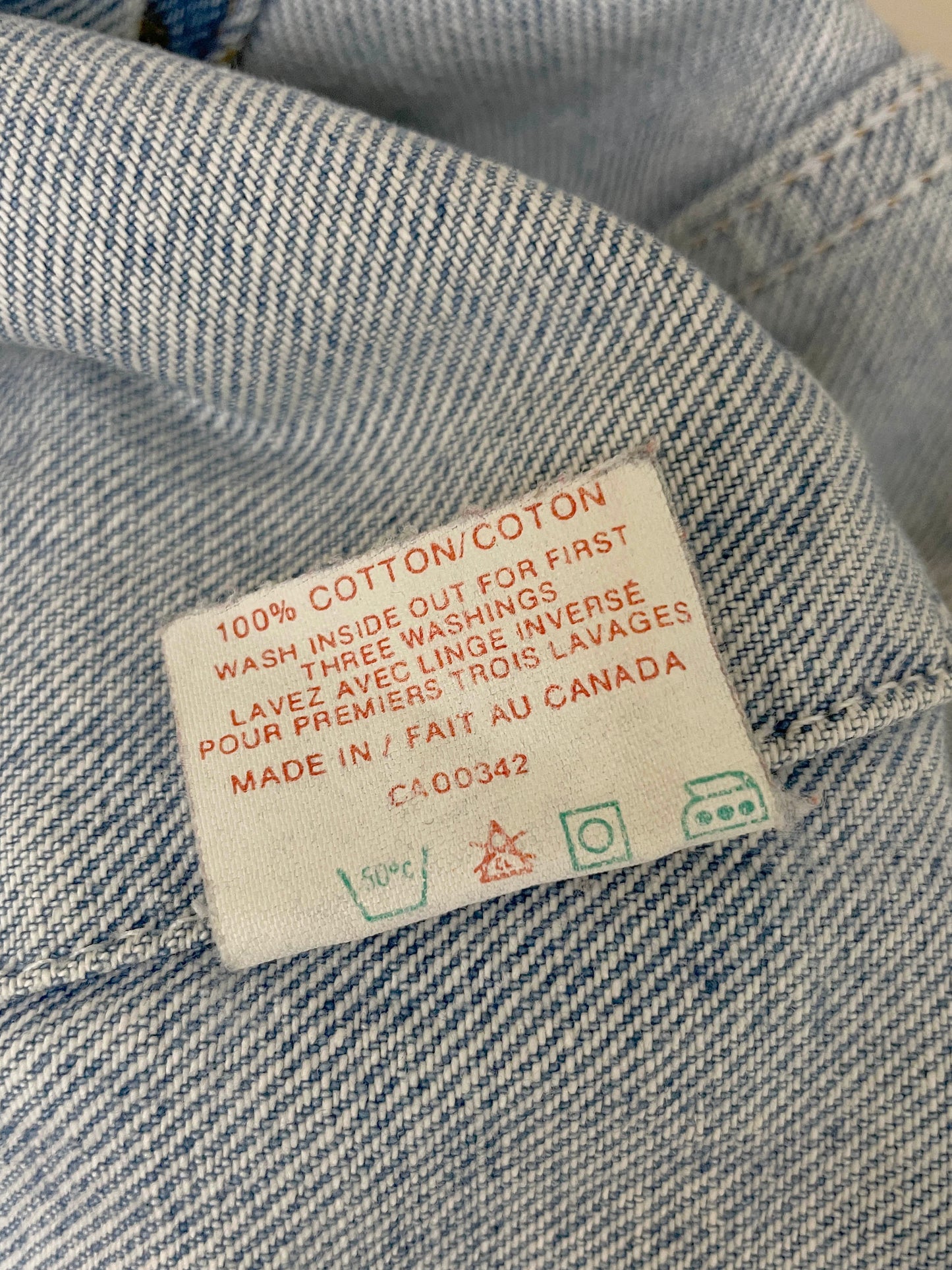 vintage 80s levi's light washed denim trucker jacket | made in Canada