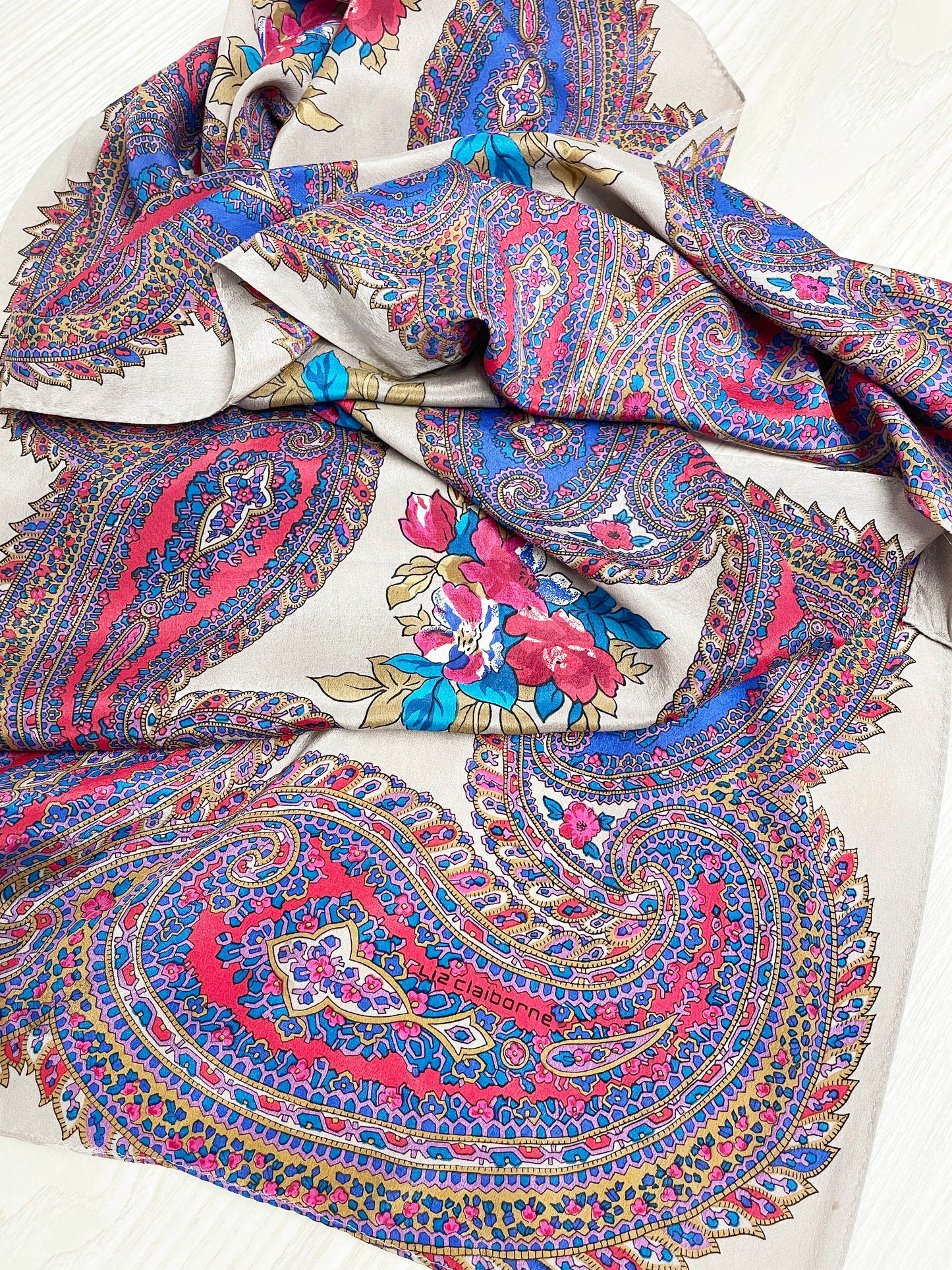 vintage 90s liz claiborne 100% silk vibrant paisley scarf | made in Japan