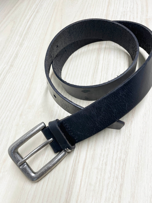 john varvatos leather minimal peace sign belt
