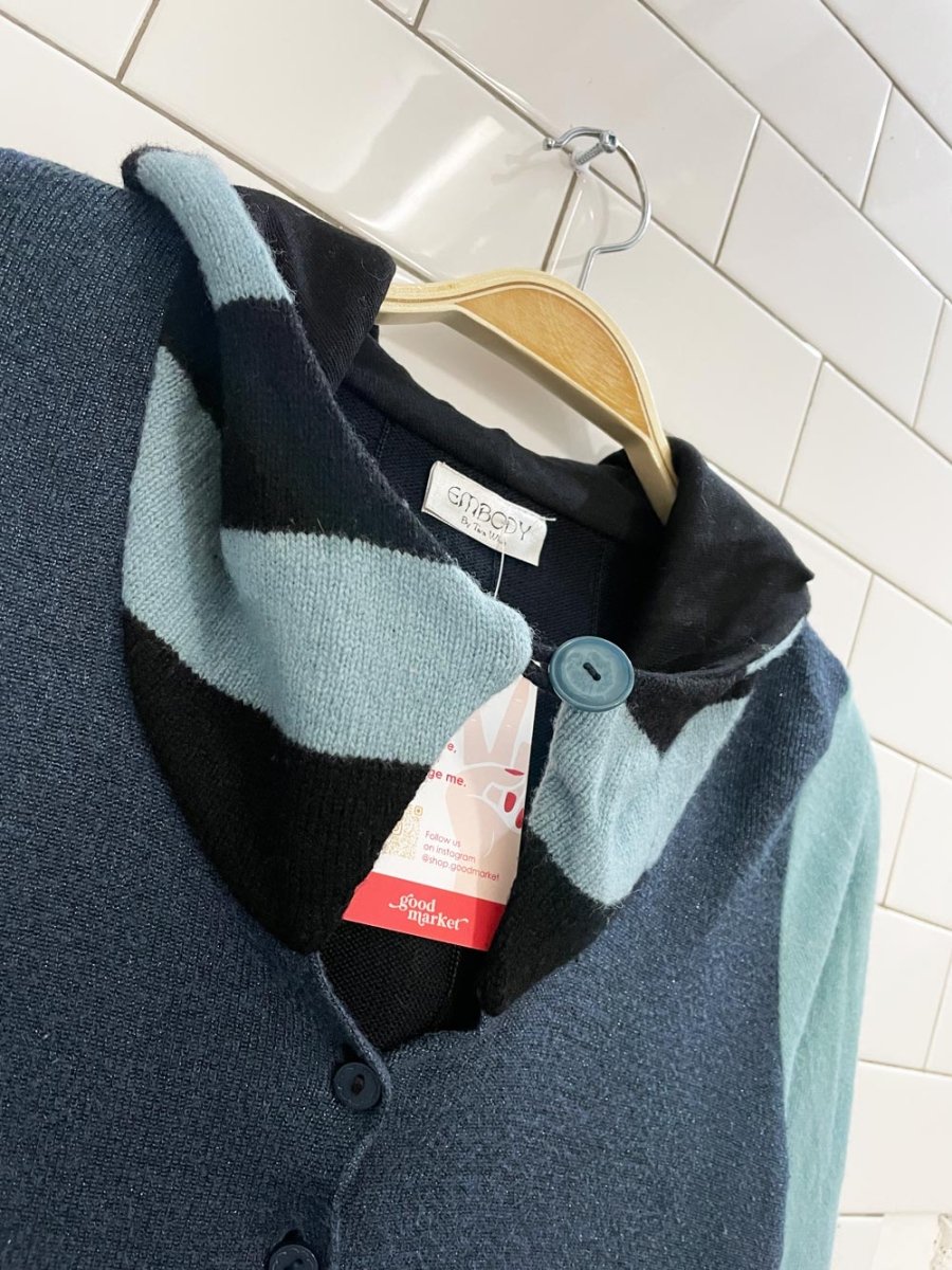 embody by tara white artsy wool knit hoodie - good market thrift store