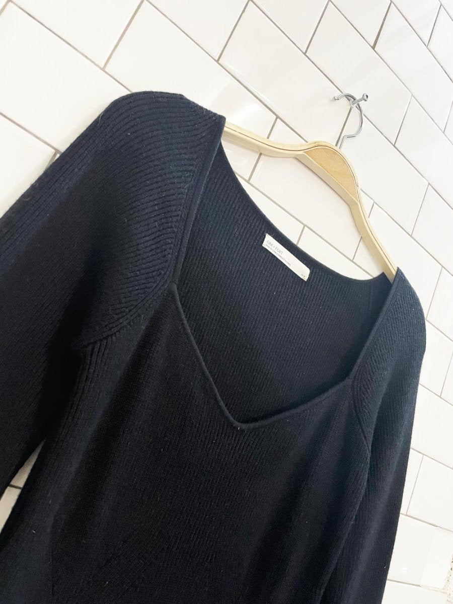 oak + fort 2024 sweetheart ribbed knit long sleeve midi dress - good market thrift store