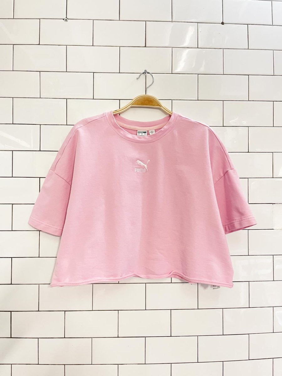 puma boxy crop raw hem logo tee - good market thrift store