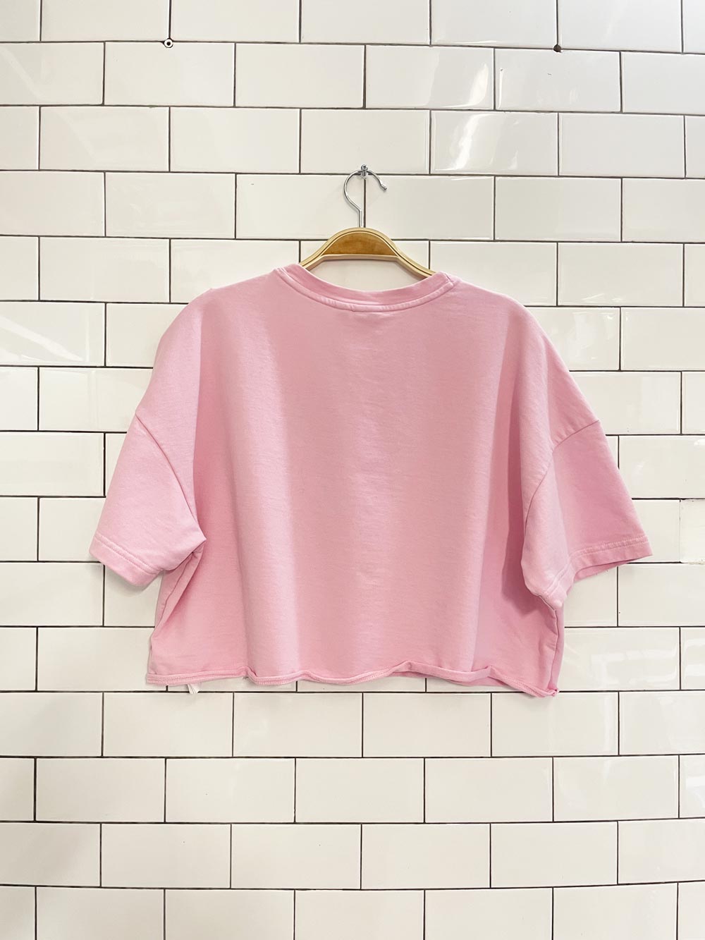 puma boxy crop raw hem logo tee - good market thrift store