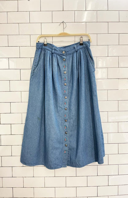 vintage 90s NR embroidered full button denim midi skirt - good market thrift store