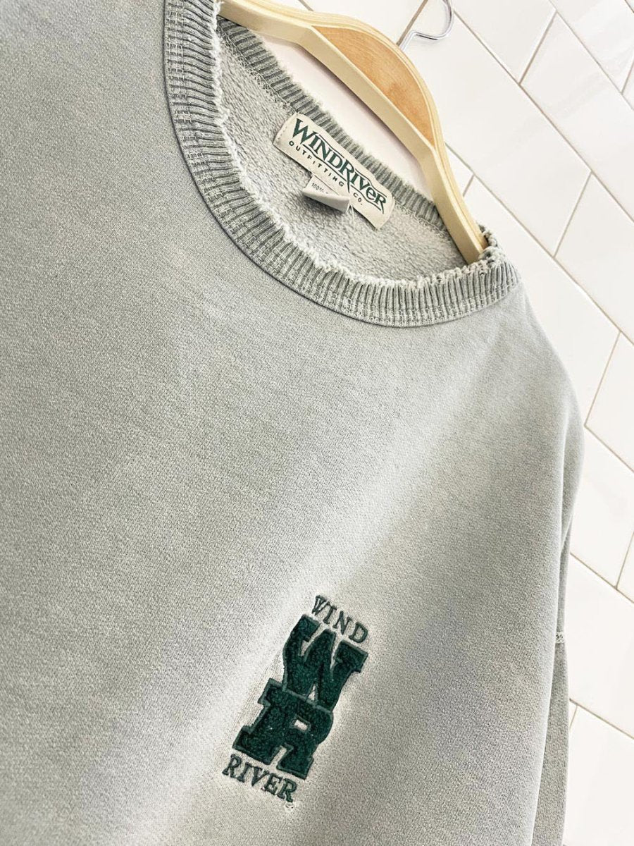 vintage 90s windriver WR logo distressed cottage crewneck sweatshirt - good market thrift store