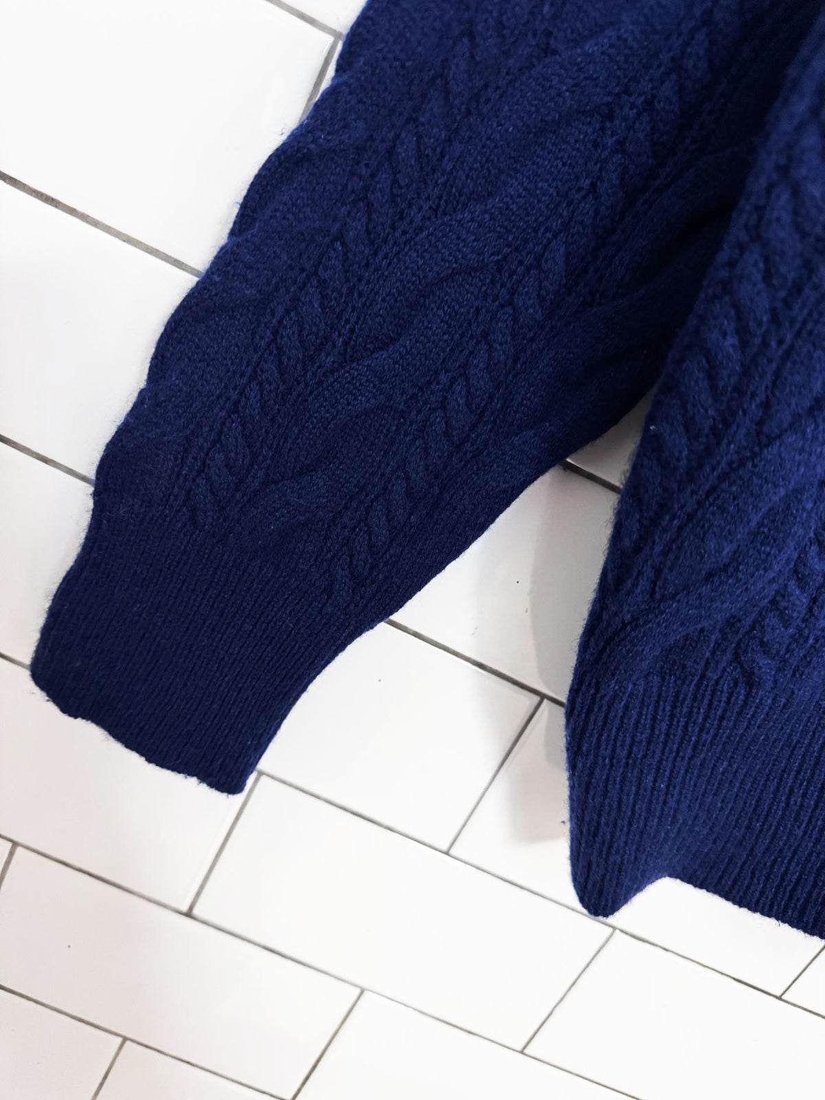 sandro guilhem cashmere-blend nautical anchor cable knit v-neck sweater