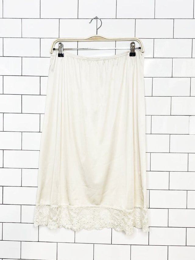 vintage vassarette sateen lace trim midi slip skirt | made in USA