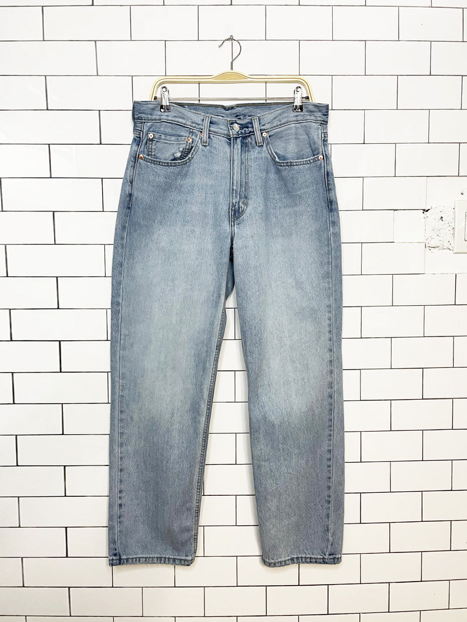 levi's 550 relaxed fit light wash soft denim jeans