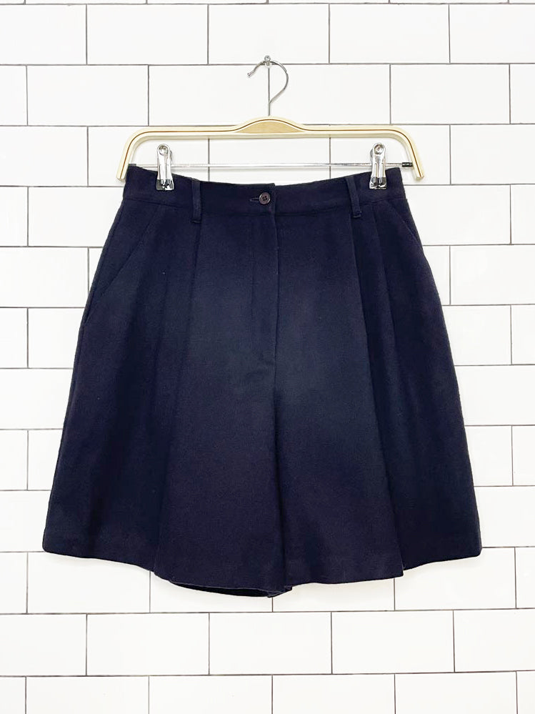 vintage sag harbour petite 100% wool pleated trouser shorts