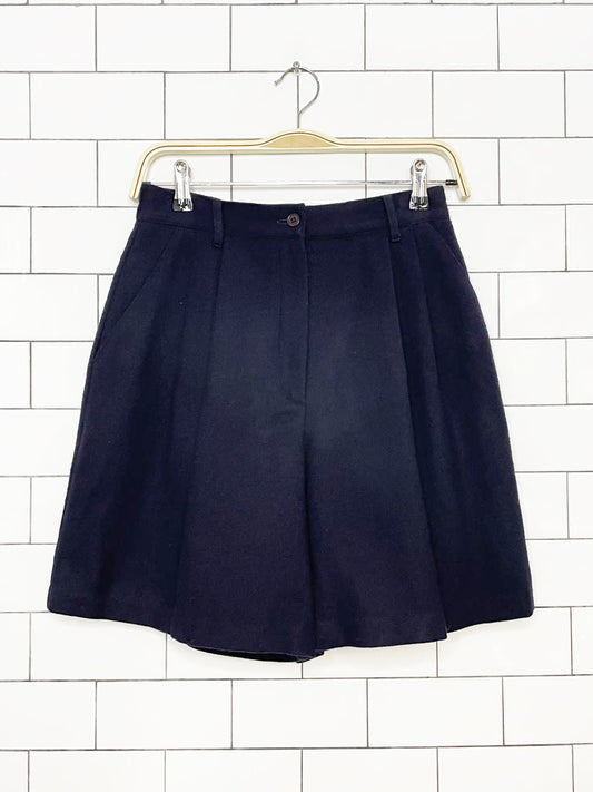 vintage sag harbour petite 100% wool pleated trouser shorts