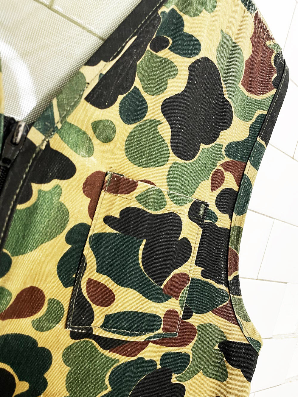vintage 70s saftbak hunting duck camo vest | made in usa