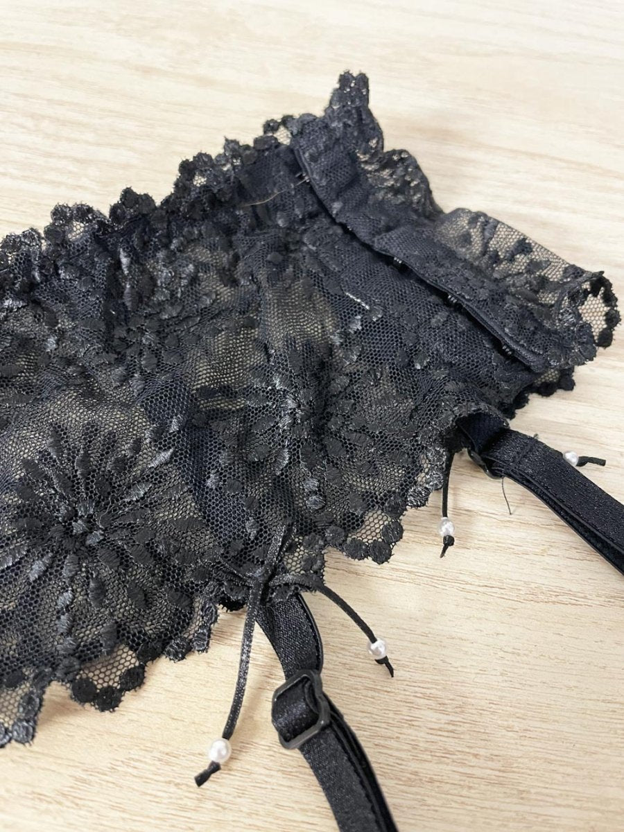 marie jo lace lingerie garter belt - good market thrift store