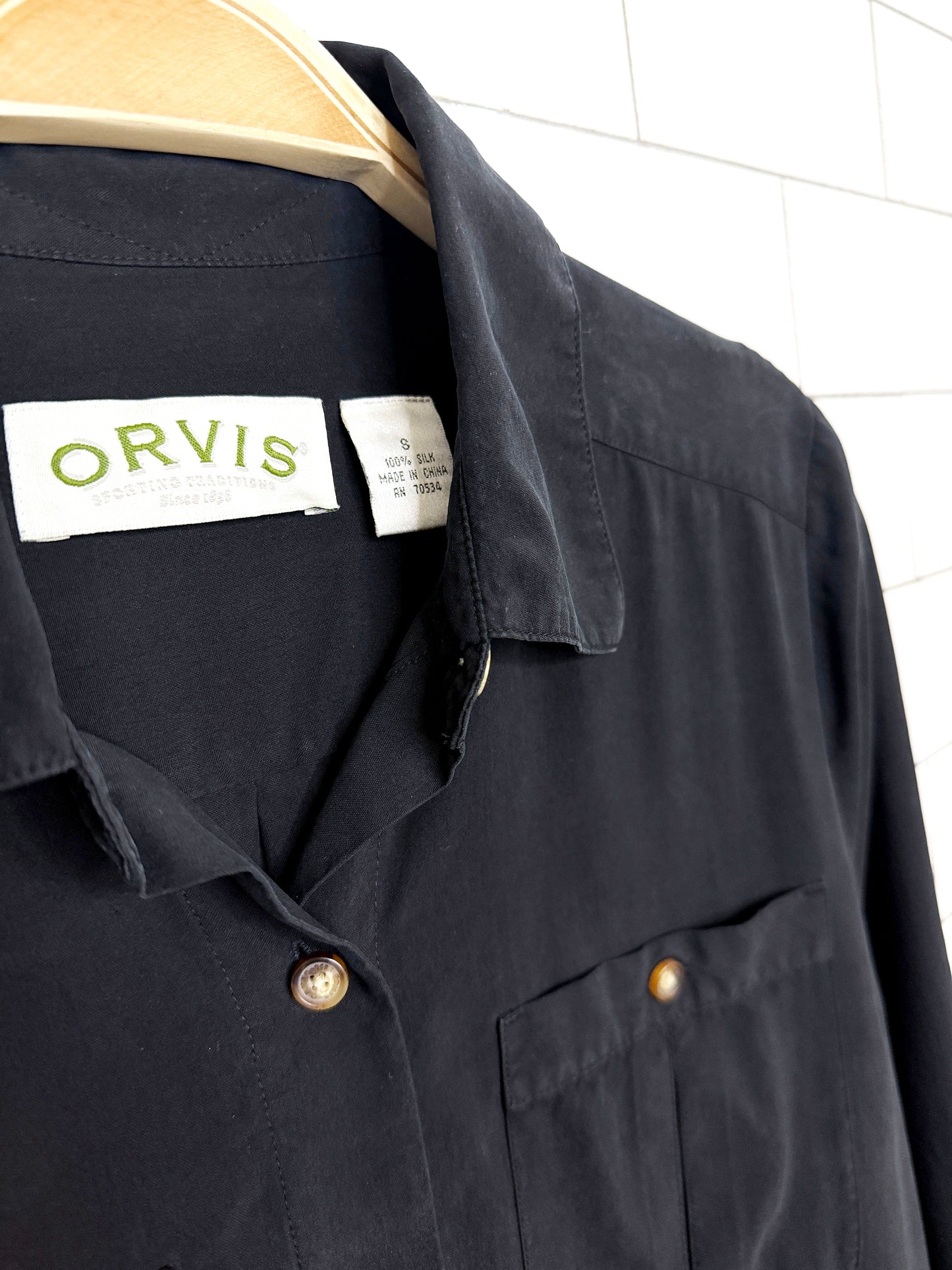 orvis 100% silk full button shirt