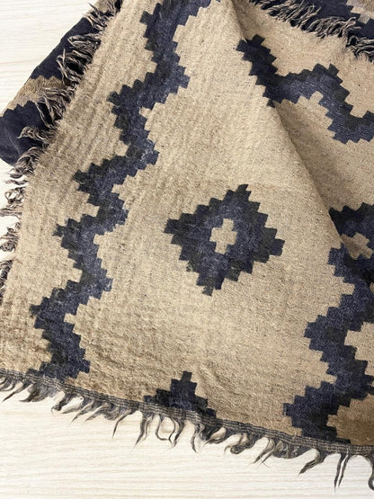 wilfred 100% wool blanket scarf | diamond mosaic | aritzia - good market thrift store