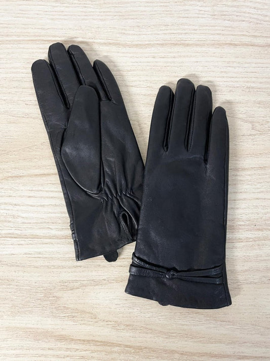 vintage 00s jessica soft leather gloves - good market thrift store