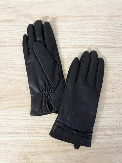 vintage 00s jessica soft leather gloves - good market thrift store