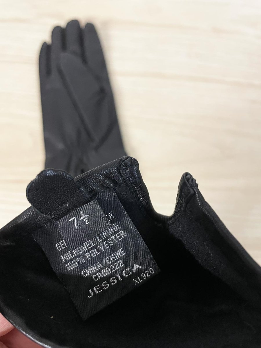 vintage 00s jessica soft leather gloves - good market thrift store