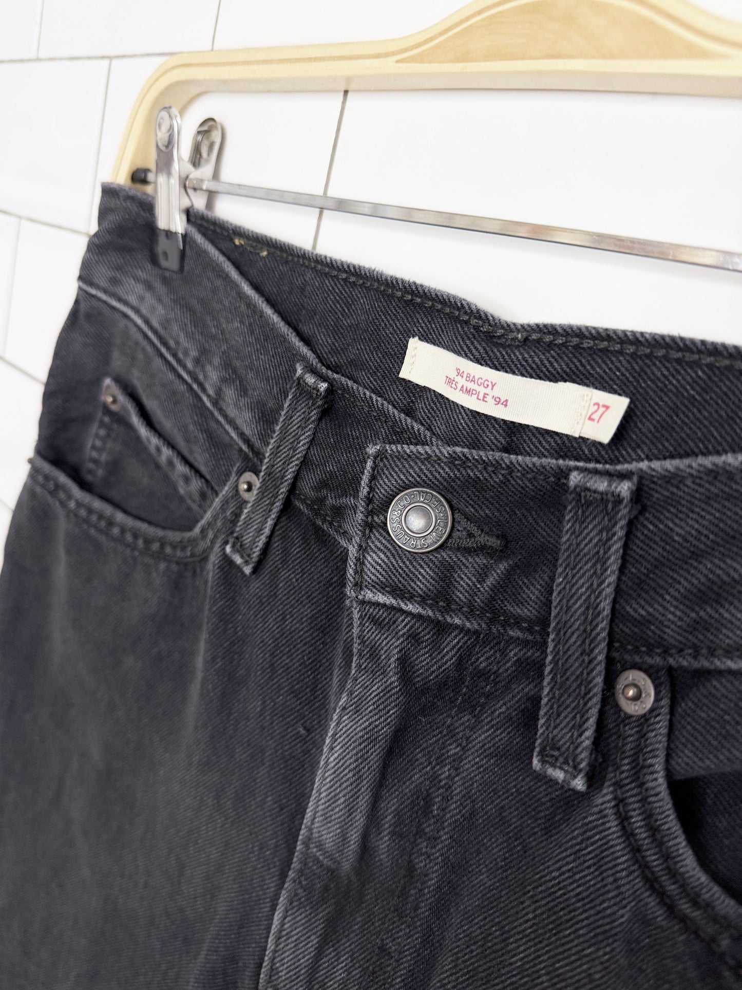 levi's '94 baggy jeans