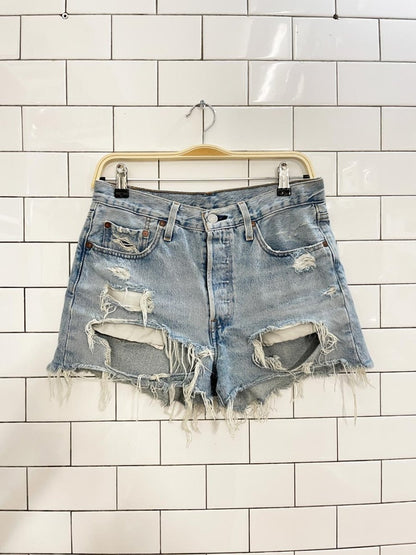 levis 501 distressed cut off denim shorts - good market thrift store