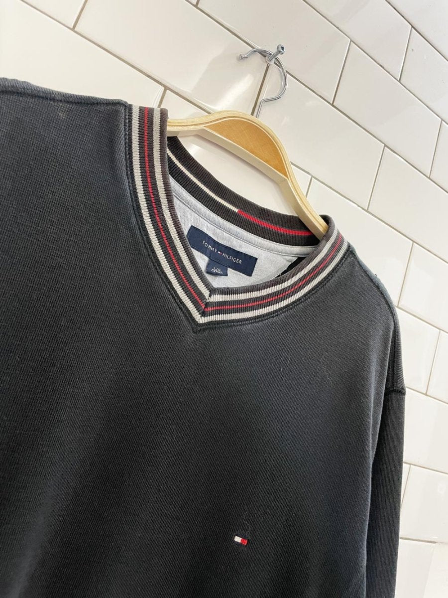 y2k tommy hilfiger v - neck ribbed long sleeve top - good market thrift store