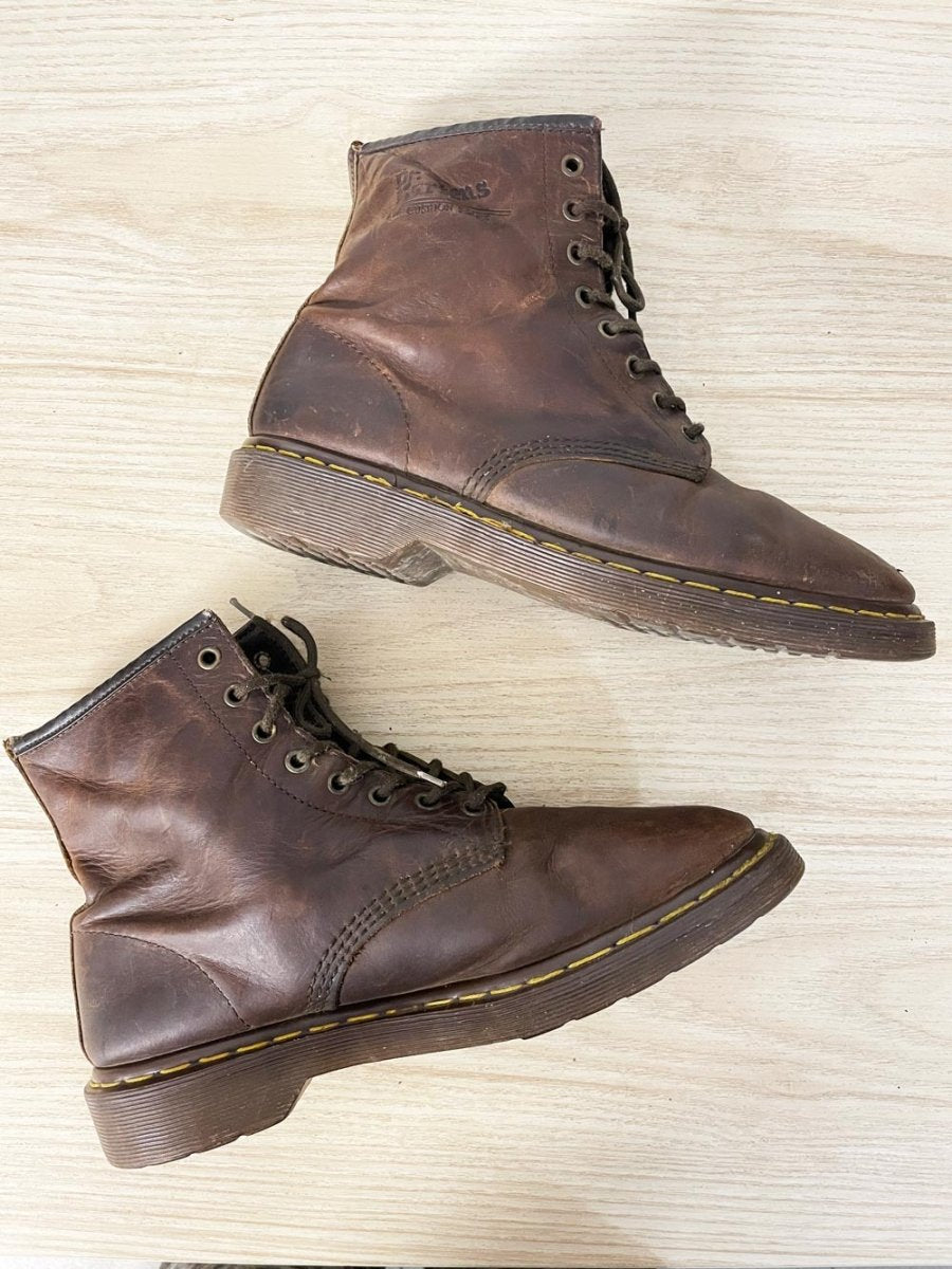 vintage late 90s doc martens 8 - eye oiled leather boots | made in England - good market thrift store