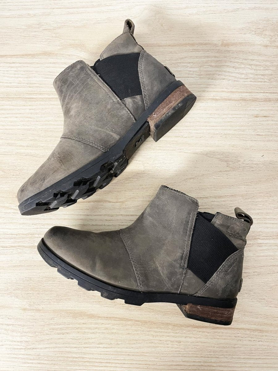 sorel emelie leather chelsea boot - good market thrift store