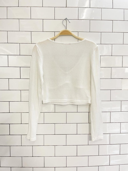 white knit contour long sleeve crop top - good market thrift store