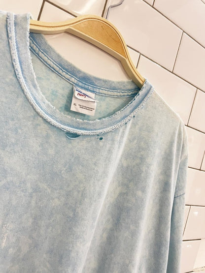 vintage gildan blue acid wash distressed tee - good market thrift store