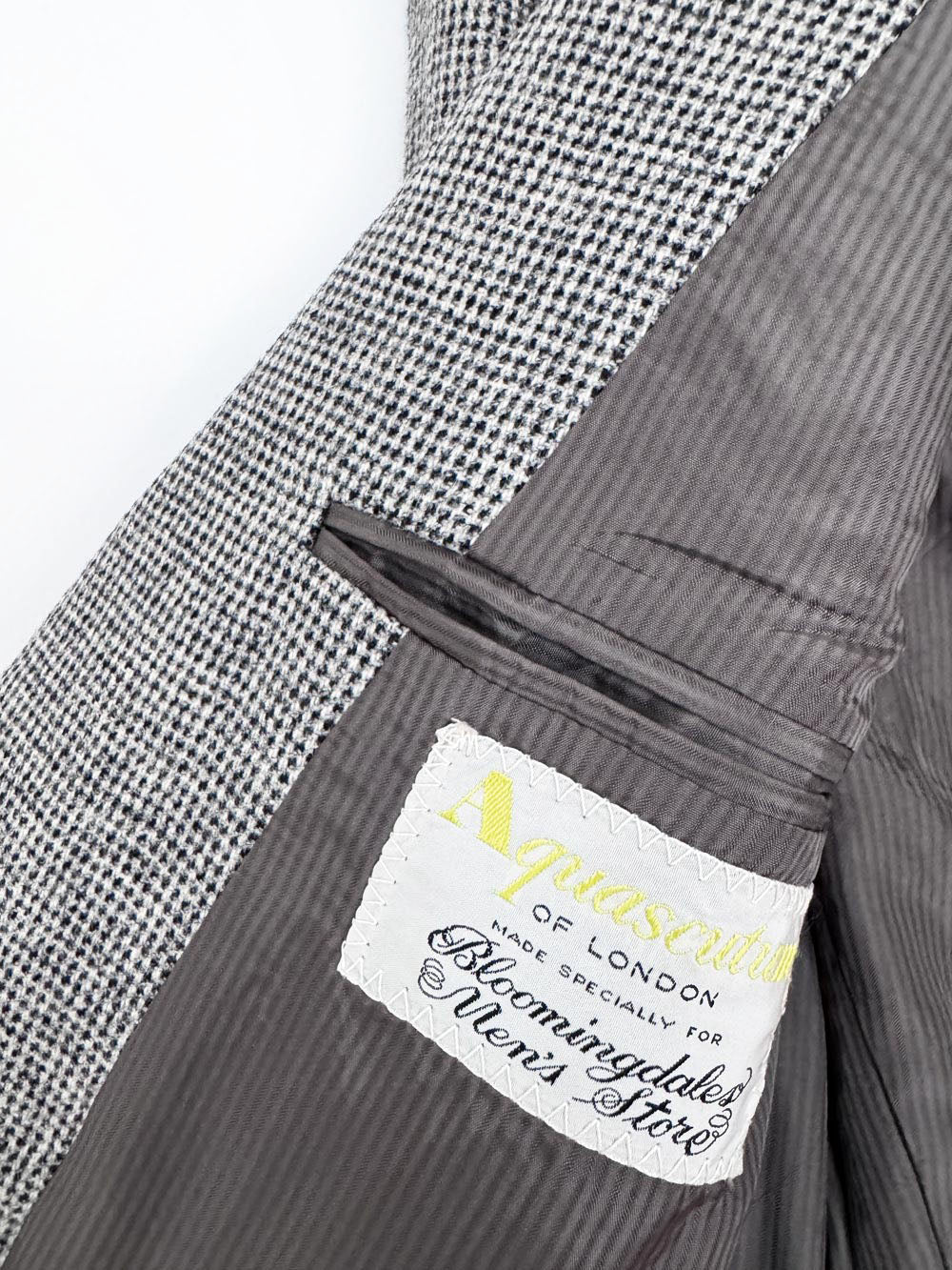 vintage aquascutum 100% wool lamb suede trim blazer | made in England