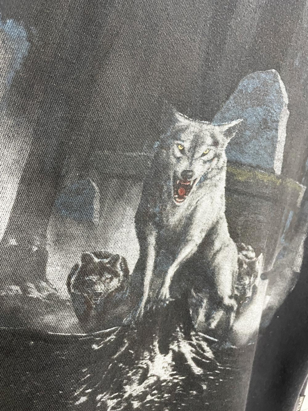 vintage kilani printed wolf heavy weight sleeveless top | crosstrainer xrnr apparel