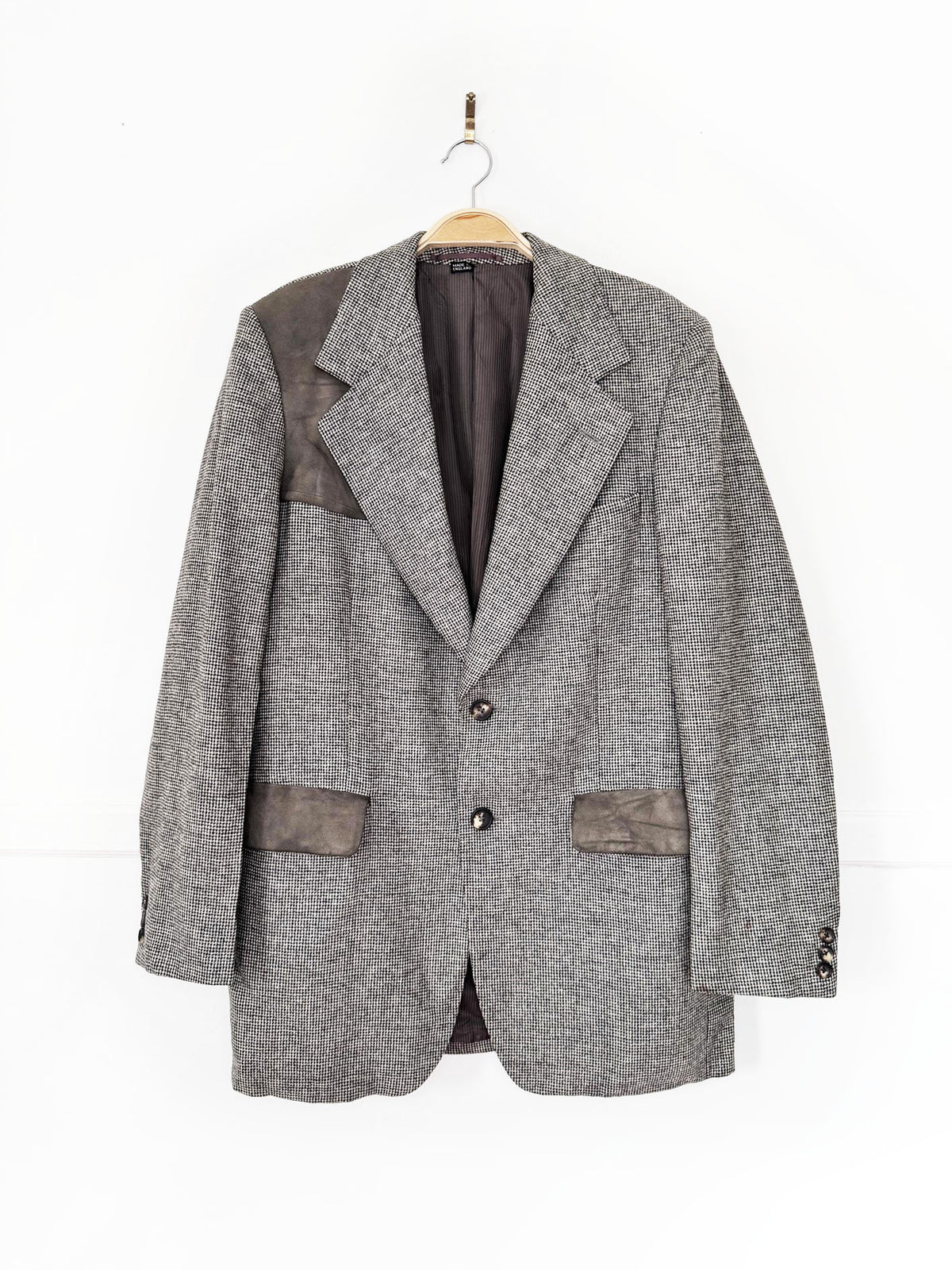 vintage aquascutum 100% wool lamb suede trim blazer | made in England
