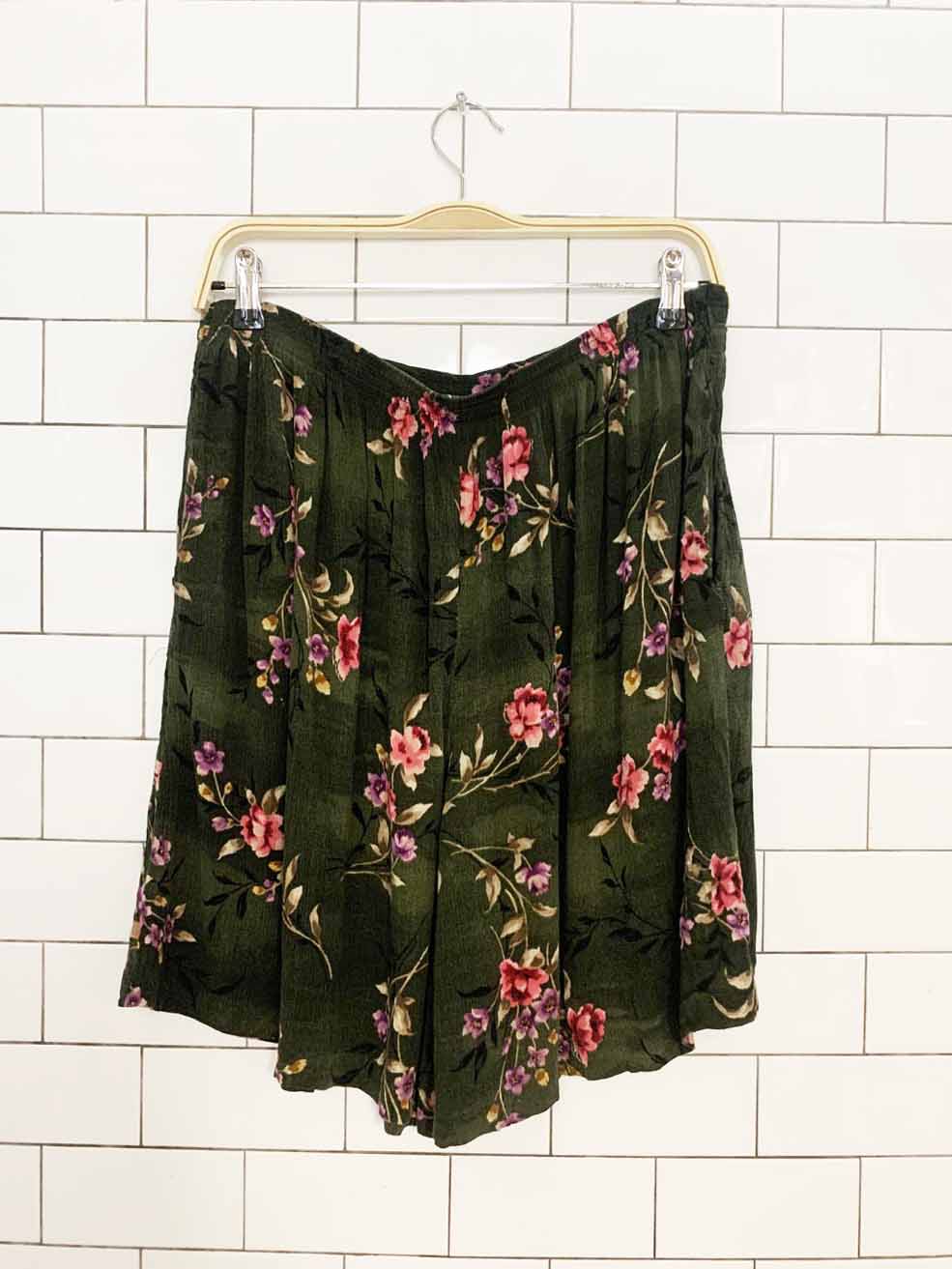 x2 vintage jaclyn & smith floral shirt + shorts resort wear set