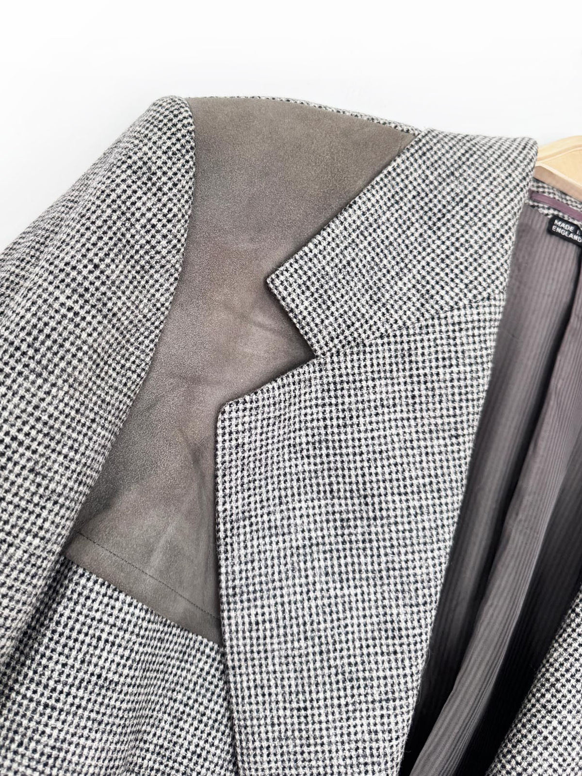 vintage aquascutum 100% wool lamb suede trim blazer | made in England