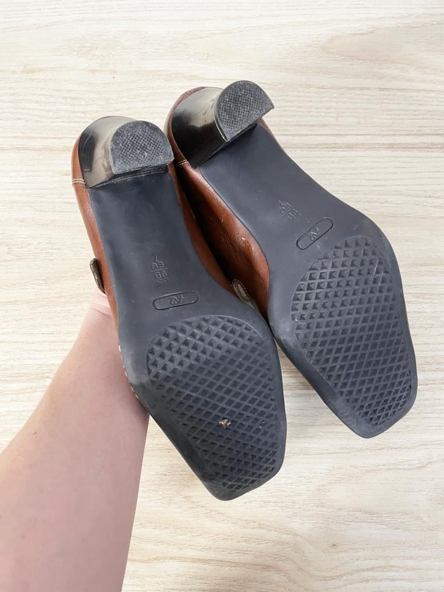 vintage 00s a2 mary - jane heeled loafers - good market thrift store