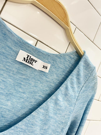 tiger mist v - neck long sleeve crop top - good market thrift store