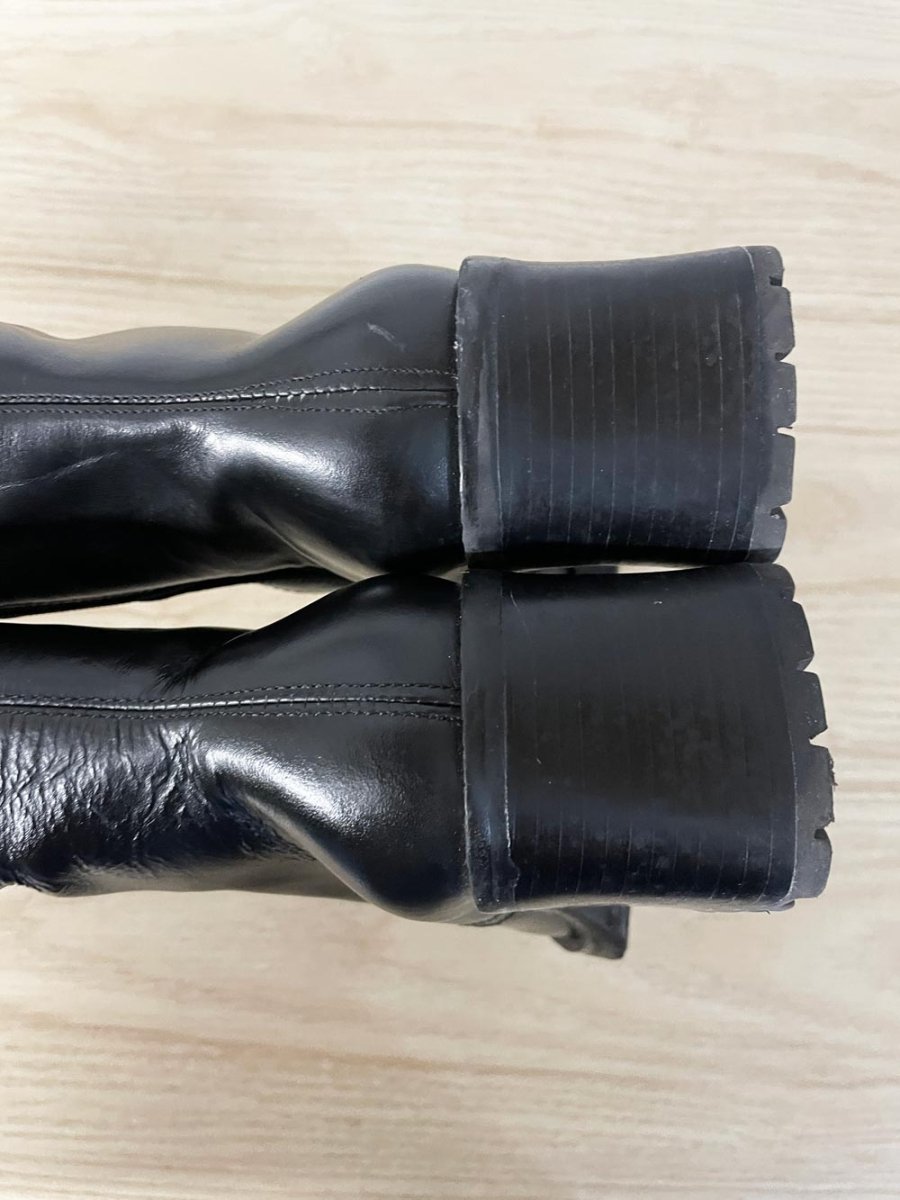 y2k ID2 leather knee - high heeled boots - good market thrift store