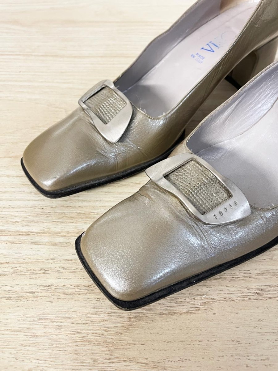 y2k sofia patent pearl leather buckle square toe heels | made in Italy - good market thrift store