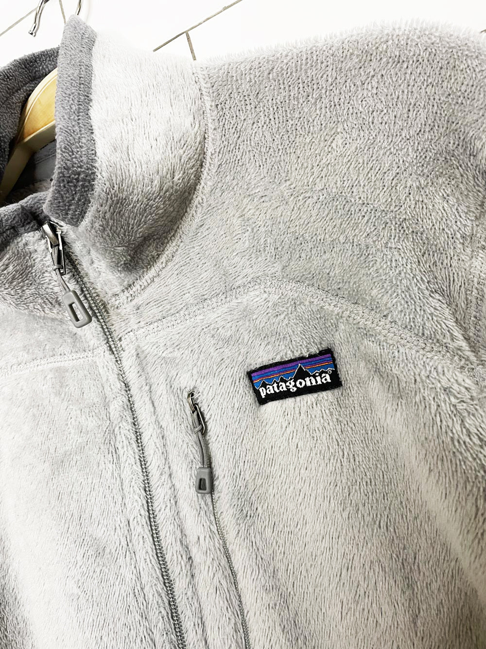 patagonia R2 fleece zip up light jacket